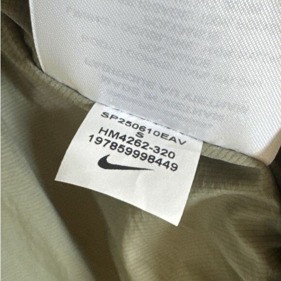 NWT Nike Tech Woven Loose Fit Lightweight Army/Black Vest Mens Sz S (HM4262-320) - Picture 11 of 11